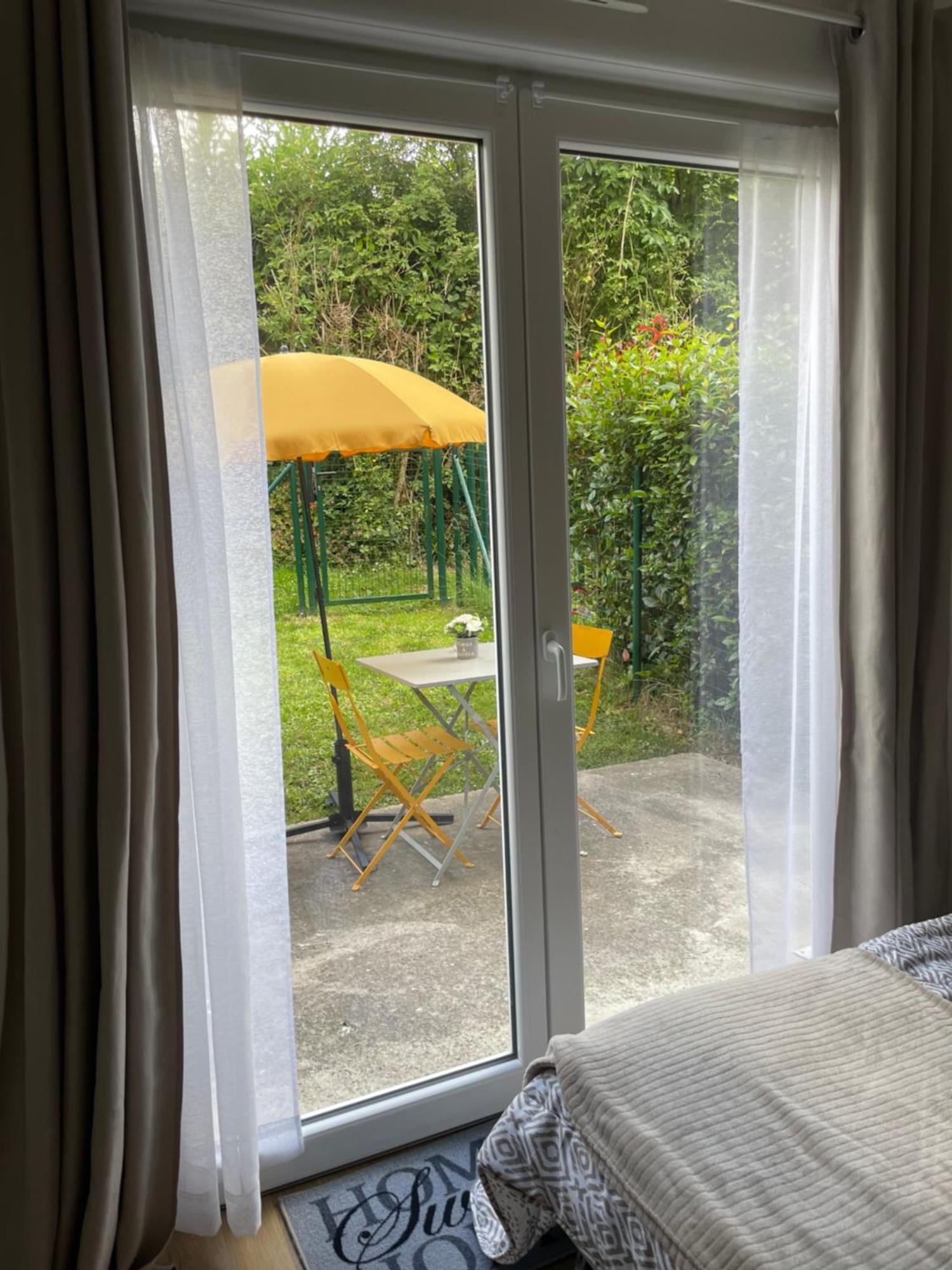Apartmán Le Jardin De Broceliande Ploërmel Exteriér fotografie